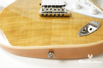 714-AE200 - Yellow Gold
